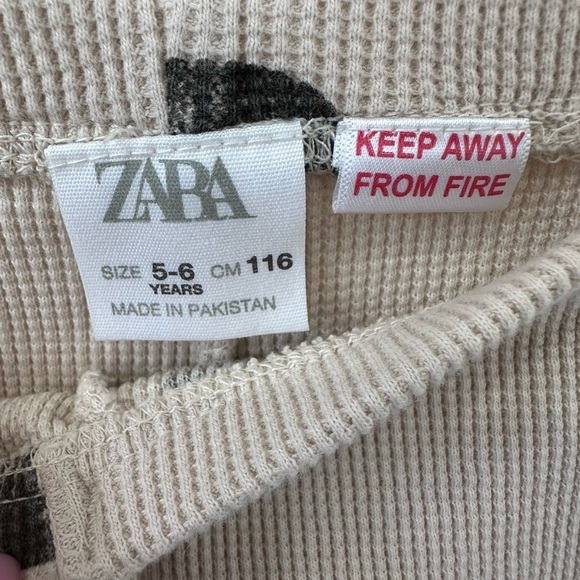 Zara Girl’s Beige with Black Polka Dot Leggings - Size 5-6 years - Picture 4 of 7